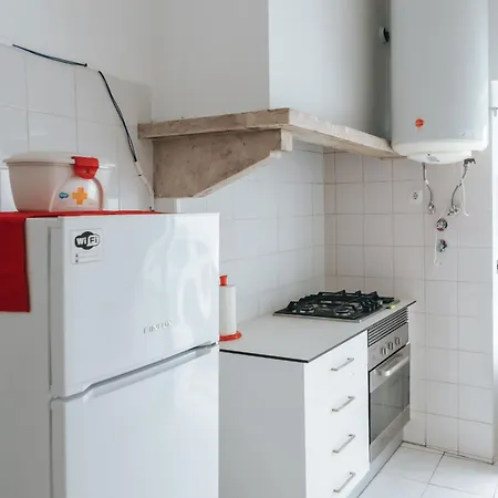 Daniela's Central 307