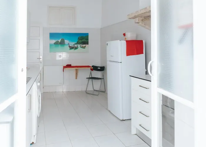 Daniela's Central 307 *