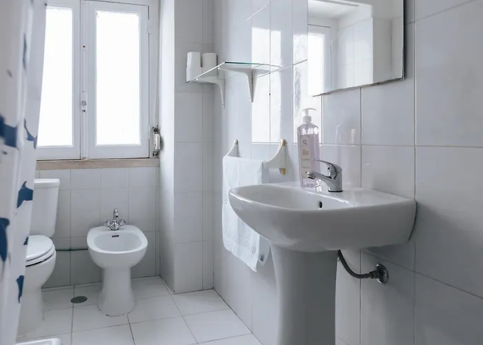 Daniela's Central 307 *