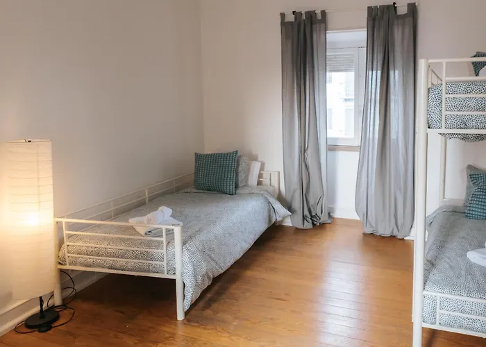 Daniela's Central 307