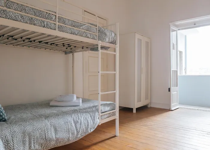 Daniela's Central 307 *