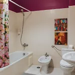 Daniela's Central 307