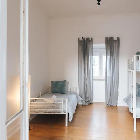 Daniela's Central 307 * Lizbona